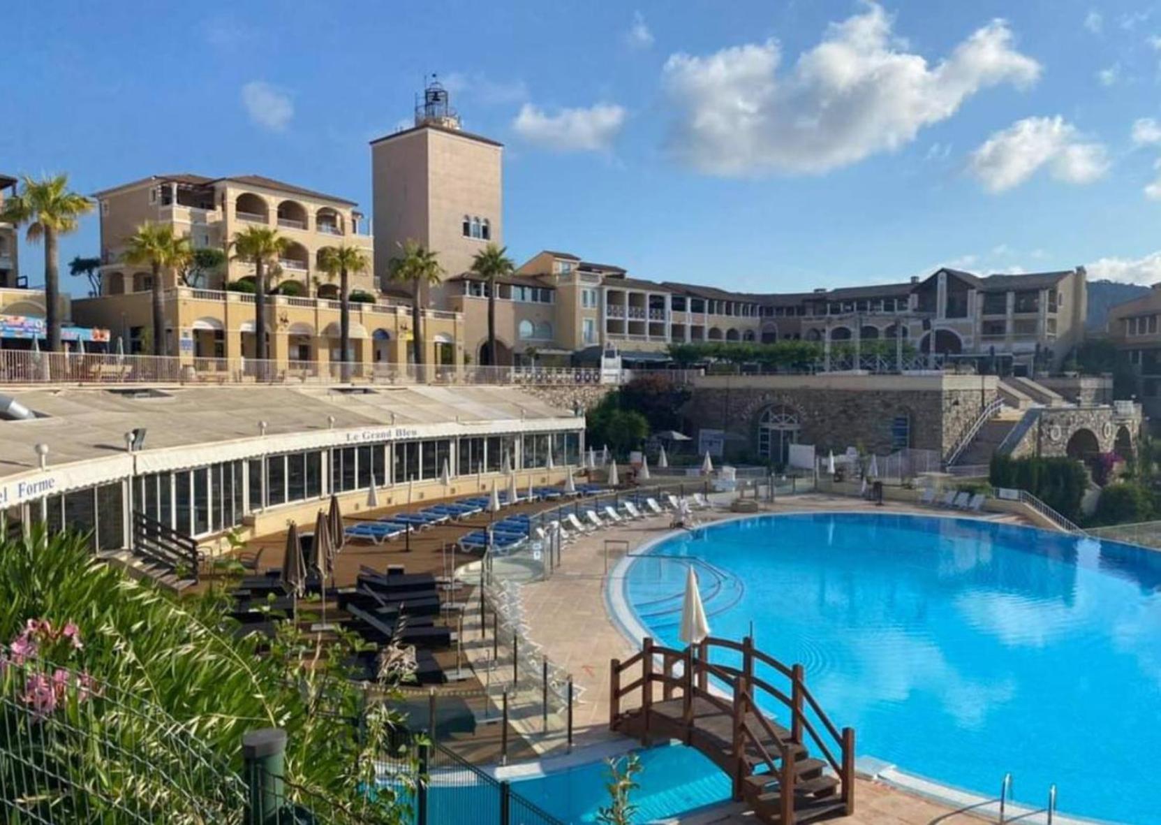 Appartement Cap Esterel 4/5 Personnes Saint-Raphael  Bagian luar foto
